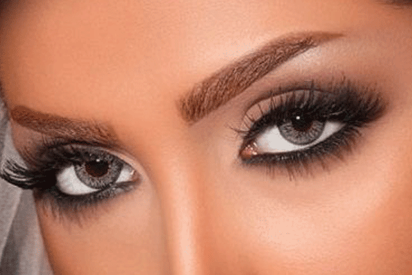 coarse mystery show eye with makeup 2 نکته هایی برای آرایش صورت قبل از عکاسی