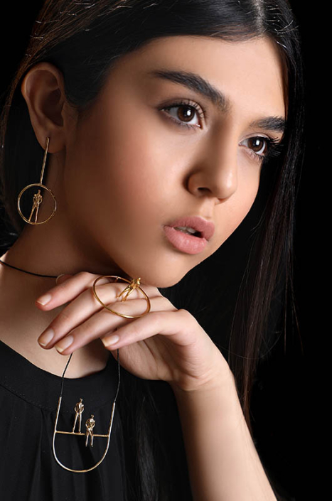 عکاسی تبلیغاتی جواهرات با مدل