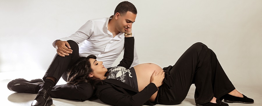 عکاسی بارداری در آتلیه