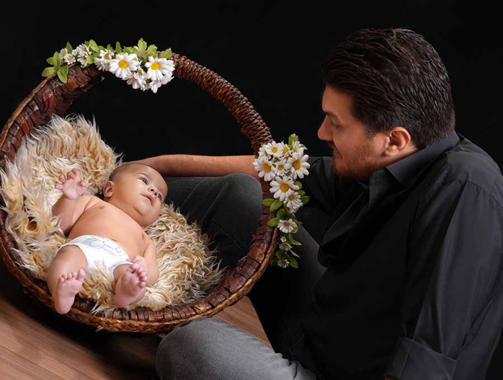 21 (1) عکاسی نوزاد و پدر