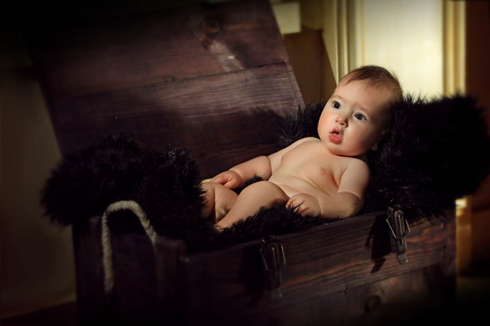 9 (1) عکاسی نوزاد با جعبه